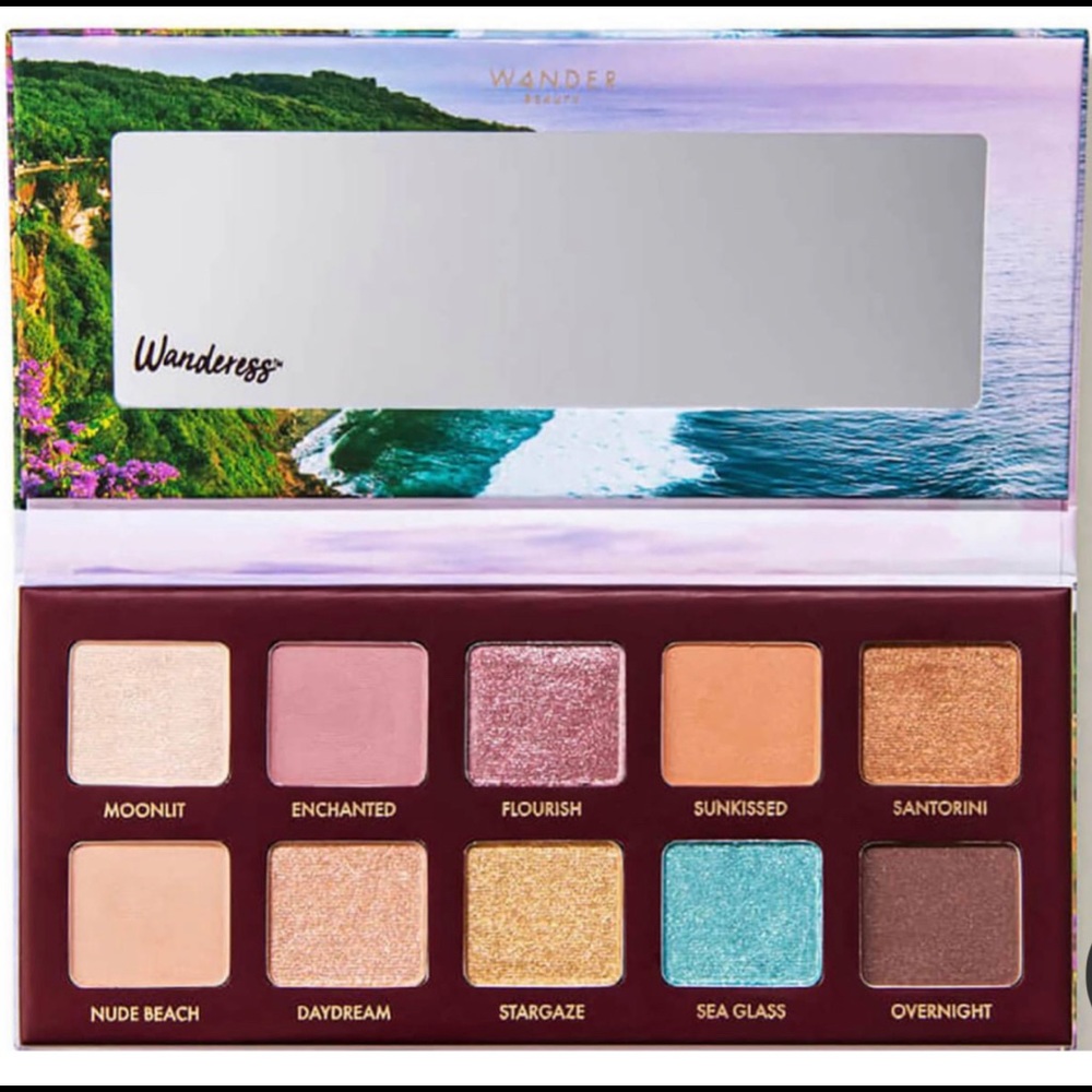 NWT Wanderess Escape Eyeshadow Palette!